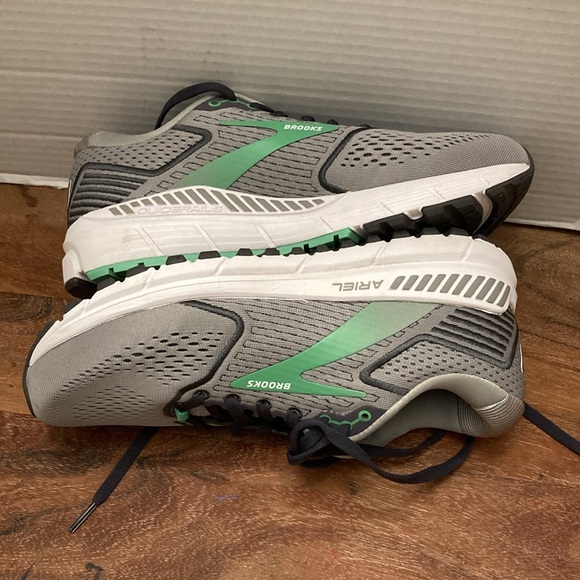 BROOKS ARIEL 20  Running SNEAKERS 
WOMENS #1203151B076 - Picture 7 of 12